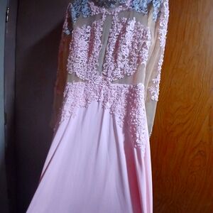 Prom/homecoming dress